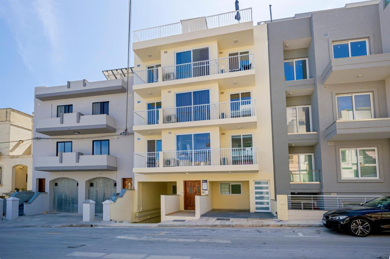 Summer Breeze Penthouse With Private Hot Tub & Terrace With Panoramic Views, By Getawaysmalta Mellieha Bagian luar foto